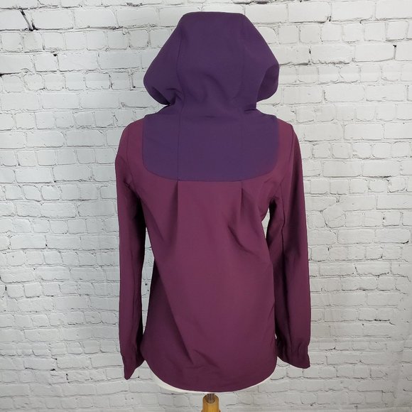 LULULEMON Studio Softshell Rain Jacket Plum Deep Zinfandel Purple - Picture 3 of 11